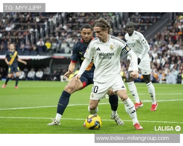 小贝林厄姆比赛表现不佳家庭观战气氛紧张引发关注